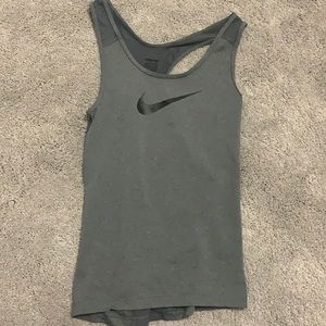 Nike pro athletic women’s XS tank top